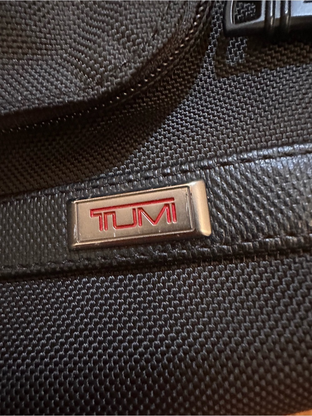 Tumi hanging travel kit with hook for hanging. - Picture 3 of 11
